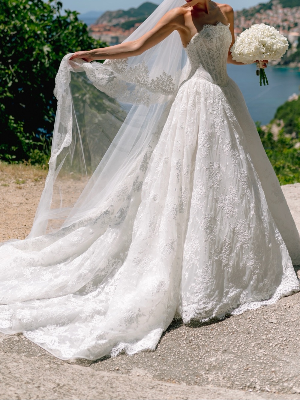 White Lace Wedding Dress
